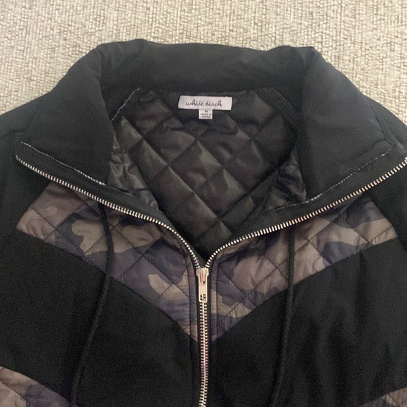 White Birch camouflage and black jacket. - Picture 5 of 7